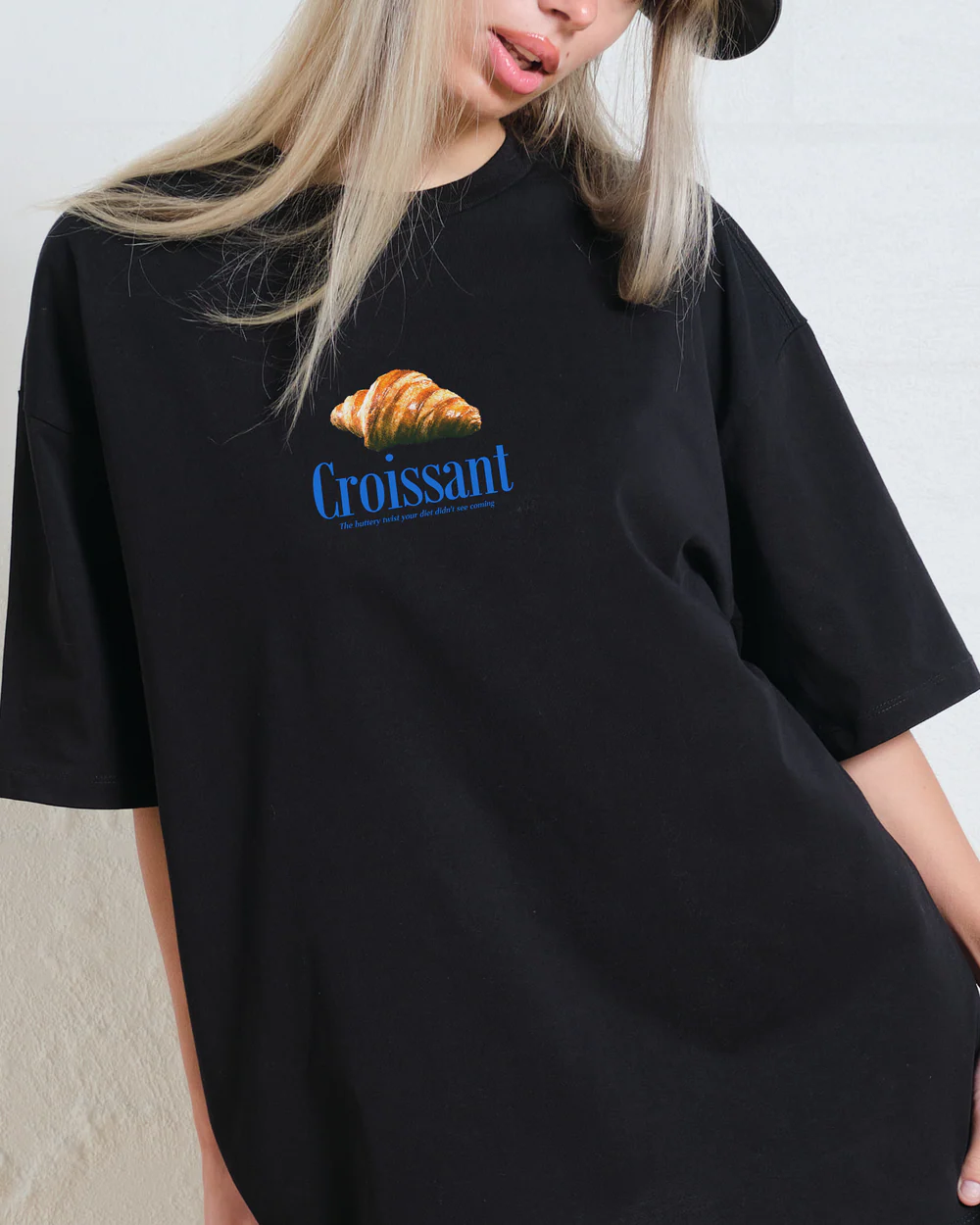 Le Croissant Oversized T-Shirt
